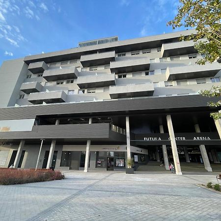 M3 Rivas Futura Apartment Bagian luar foto
